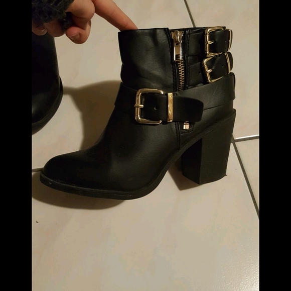 Black buckle booties EU 37/ US 6 - Picture 6 of 8